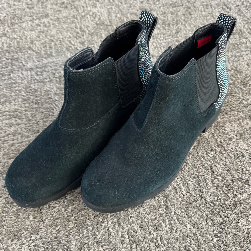 Sorel Black Suede Chelsea Boots